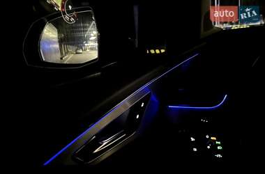 Внедорожник / Кроссовер Audi Q7 2015 в 