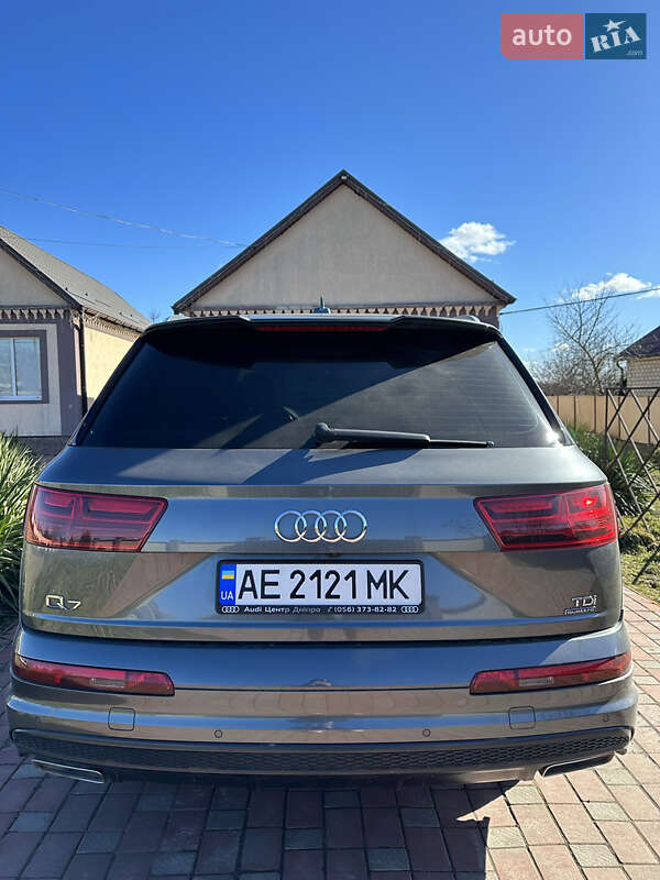 Внедорожник / Кроссовер Audi Q7 2016 в Днепре фото 4 Внедорожник / Кроссовер Audi Q7 2016 в Днепре