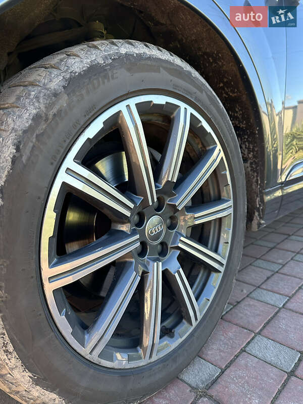 Внедорожник / Кроссовер Audi Q7 2016 в Днепре фото 10 Внедорожник / Кроссовер Audi Q7 2016 в Днепре
