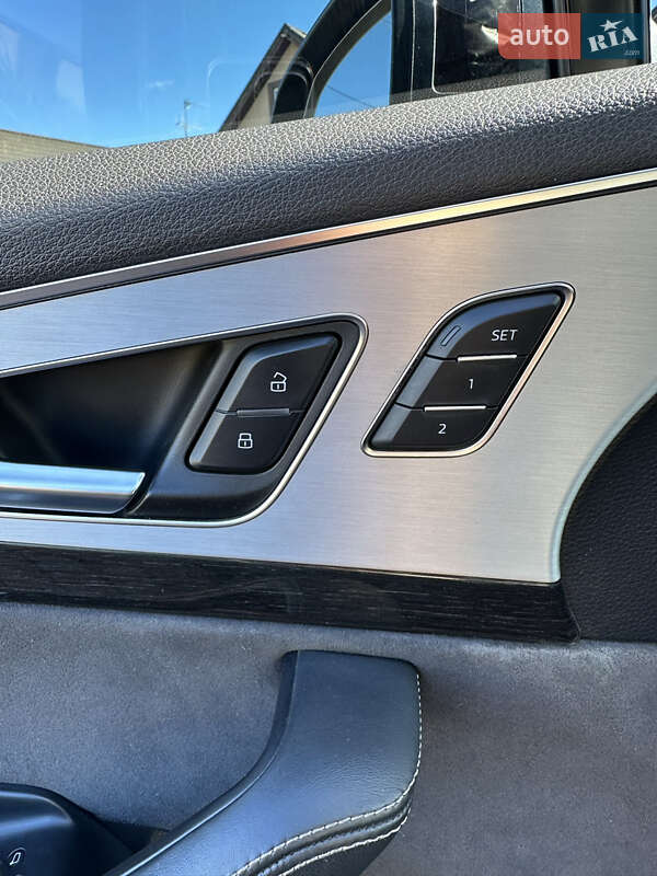 Внедорожник / Кроссовер Audi Q7 2016 в Днепре фото 23 Внедорожник / Кроссовер Audi Q7 2016 в Днепре