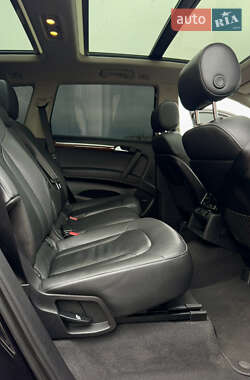Внедорожник / Кроссовер Audi Q7 2014 в 