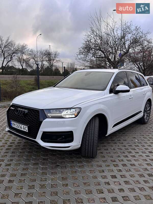 Позашляховик / Кросовер Audi Q7 2016 в Одесі