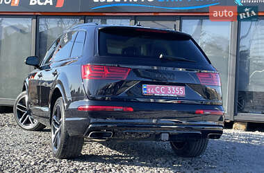 Позашляховик / Кросовер Audi Q7 2018 в Львові