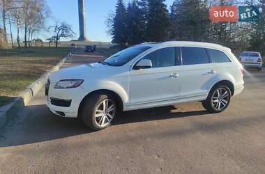 Внедорожник / Кроссовер Audi Q7 2015 в Киеве