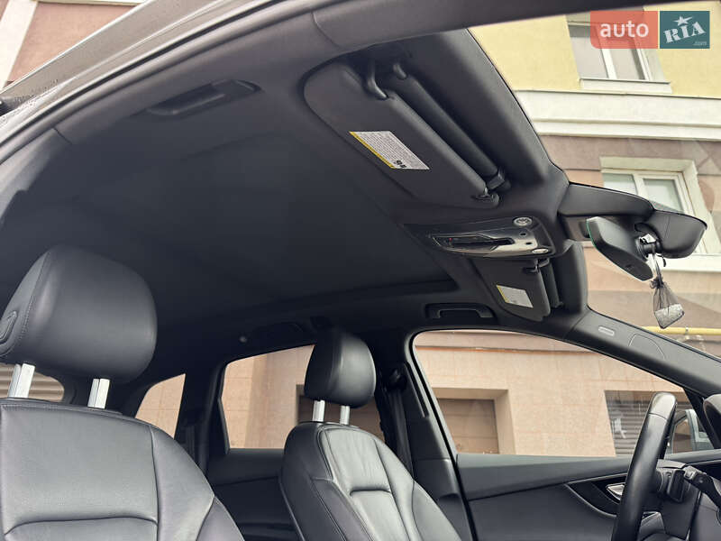 Позашляховик / Кросовер Audi Q7 2016 в Полтаві