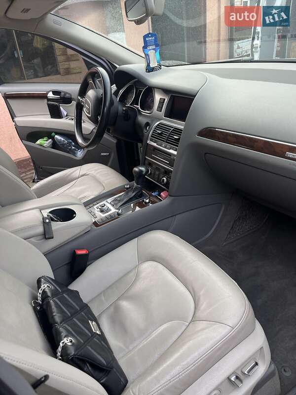 Внедорожник / Кроссовер Audi Q7 2012 в Хмельнике фото 24 Внедорожник / Кроссовер Audi Q7 2012 в Хмельнике