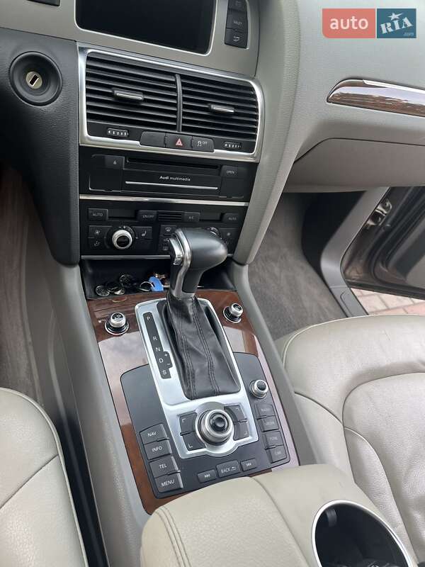Внедорожник / Кроссовер Audi Q7 2012 в Хмельнике фото 28 Внедорожник / Кроссовер Audi Q7 2012 в Хмельнике