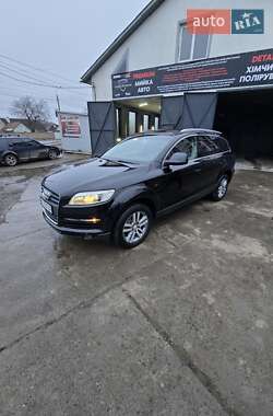 Внедорожник / Кроссовер Audi Q7 2007 в Кицмани