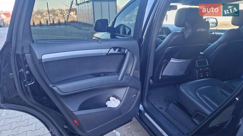 Внедорожник / Кроссовер Audi Q7 2015 в Луцке