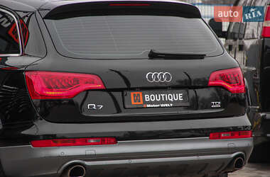 Внедорожник / Кроссовер Audi Q7 2013 в 