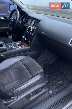 Внедорожник / Кроссовер Audi Q7 2007 в 