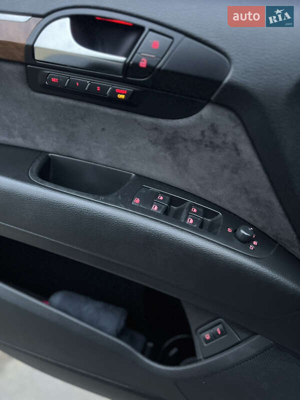 Внедорожник / Кроссовер Audi Q7 2007 в Соснице фото 13 Внедорожник / Кроссовер Audi Q7 2007 в Соснице