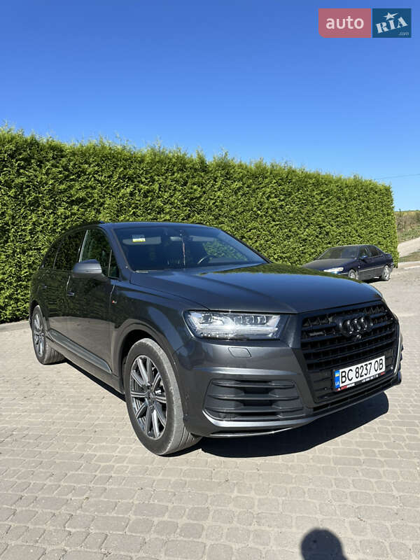 Audi Q7 2015