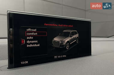 Внедорожник / Кроссовер Audi Q7 2018 в 