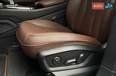 Внедорожник / Кроссовер Audi Q7 2018 в 