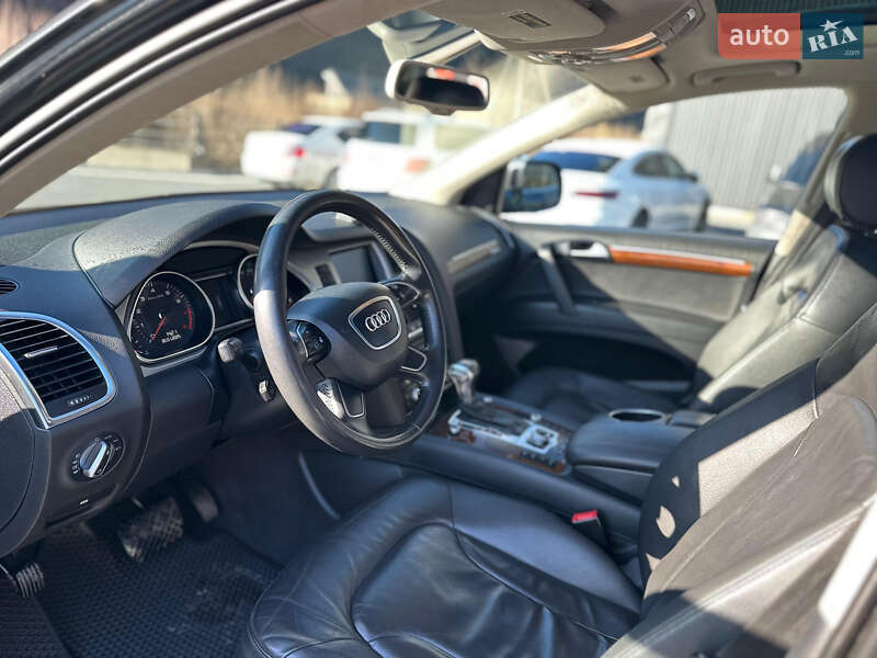 Внедорожник / Кроссовер Audi Q7 2013 в Межгорье фото 27 Внедорожник / Кроссовер Audi Q7 2013 в Межгорье