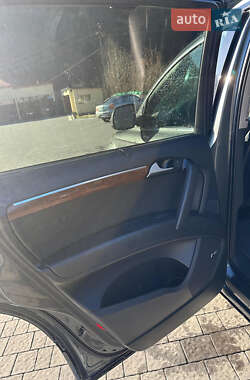 Внедорожник / Кроссовер Audi Q7 2013 в Межгорье