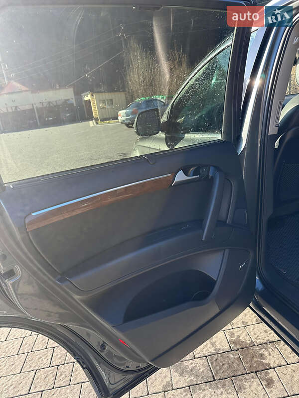Внедорожник / Кроссовер Audi Q7 2013 в Межгорье фото 33 Внедорожник / Кроссовер Audi Q7 2013 в Межгорье
