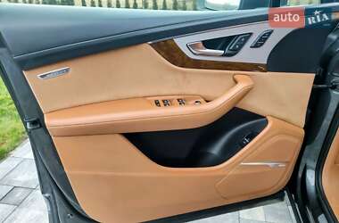 Внедорожник / Кроссовер Audi Q7 2017 в Ровно