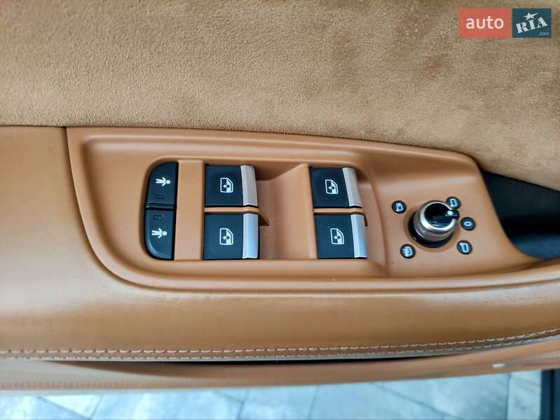Внедорожник / Кроссовер Audi Q7 2017 в Ровно