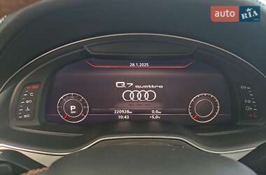 Внедорожник / Кроссовер Audi Q7 2017 в Ровно