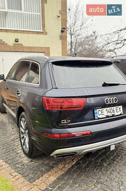 Позашляховик / Кросовер Audi Q7 2017 в 