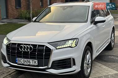 Внедорожник / Кроссовер Audi Q7 2022 в 