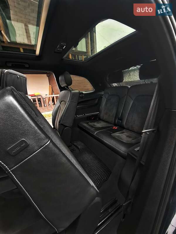 Позашляховик / Кросовер Audi Q7 2011 в Бучі