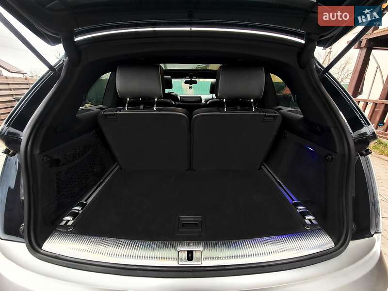 Позашляховик / Кросовер Audi Q7 2011 в Бучі