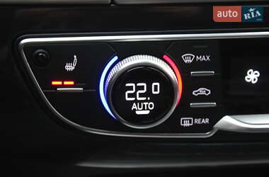 Внедорожник / Кроссовер Audi Q7 2016 в 