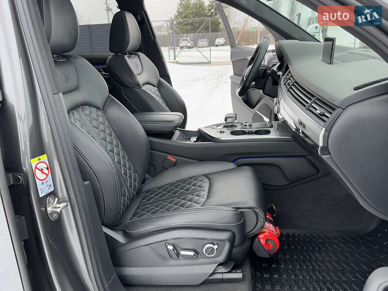 Внедорожник / Кроссовер Audi Q7 2018 в Ужгороде фото 47 Внедорожник / Кроссовер Audi Q7 2018 в Ужгороде