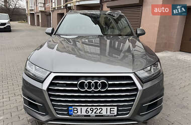 Внедорожник / Кроссовер Audi Q7 2016 в Городке