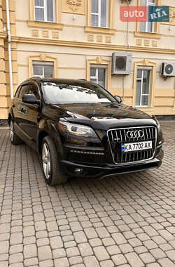 Позашляховик / Кросовер Audi Q7 2012 в Косові