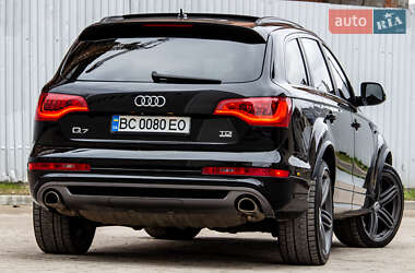 Позашляховик / Кросовер Audi Q7 2015 в 