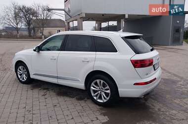 Внедорожник / Кроссовер Audi Q7 2018 в 