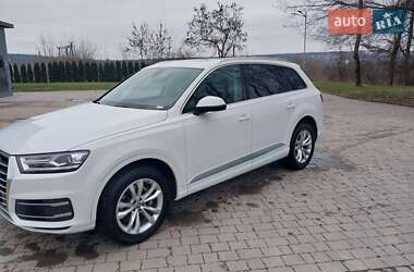 Внедорожник / Кроссовер Audi Q7 2018 в 