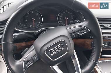 Внедорожник / Кроссовер Audi Q7 2018 в 
