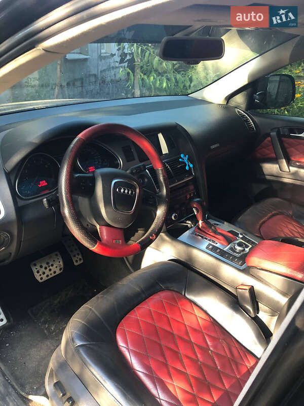 Позашляховик / Кросовер Audi Q7 2007 в Харкові