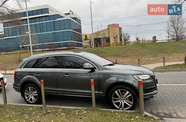 Позашляховик / Кросовер Audi Q7 2013 в Києві