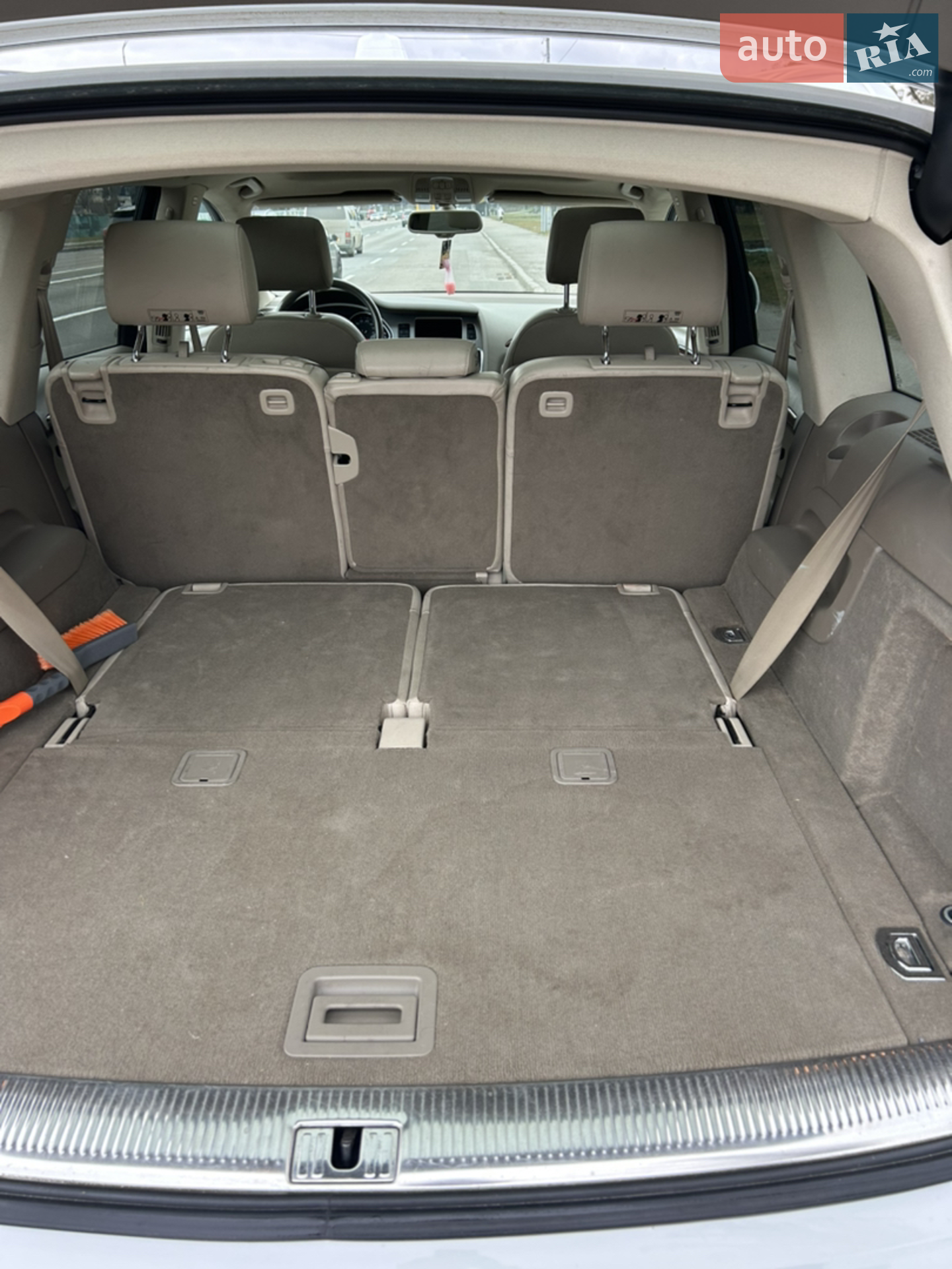 2010 Audi Q7 - мініатюра 10