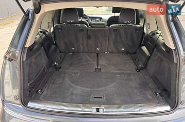 Внедорожник / Кроссовер Audi Q7 2014 в 