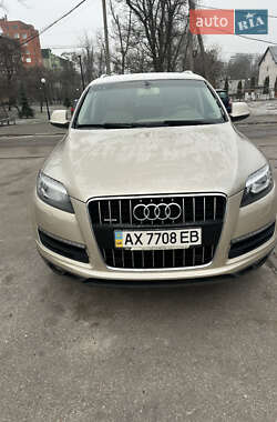 Позашляховик / Кросовер Audi Q7 2013 в Харкові