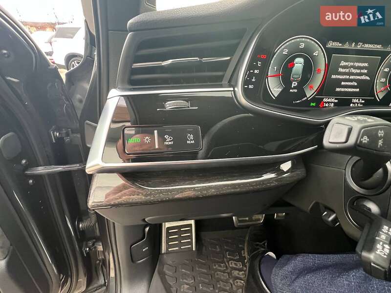 Позашляховик / Кросовер Audi Q7 2021 в Полтаві