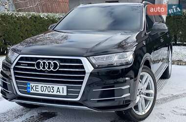 Позашляховик / Кросовер Audi Q7 2016 в Солоному