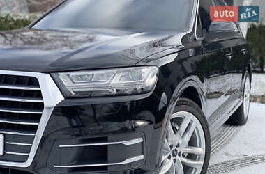 Внедорожник / Кроссовер Audi Q7 2016 в Соленом