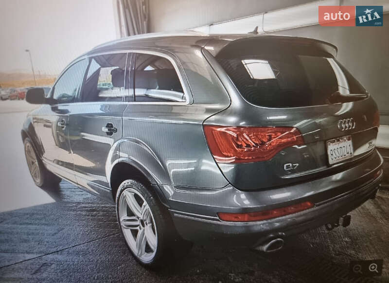 Позашляховик / Кросовер Audi Q7 2015 в Львові