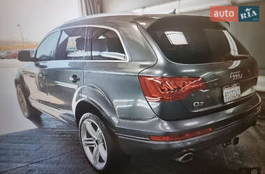 Внедорожник / Кроссовер Audi Q7 2015 в 
