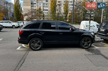 Позашляховик / Кросовер Audi Q7 2013 в 