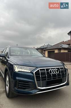 Позашляховик / Кросовер Audi Q7 2021 в Києві