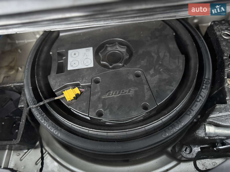 Позашляховик / Кросовер Audi Q7 2010 в Чернігові